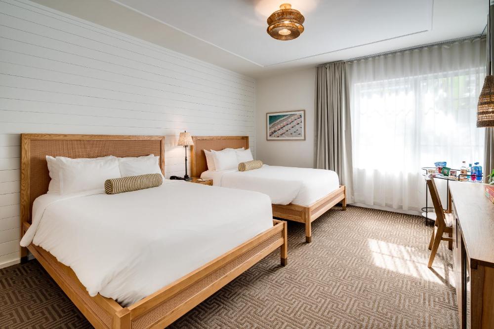 Junior Suite Double Queen interior